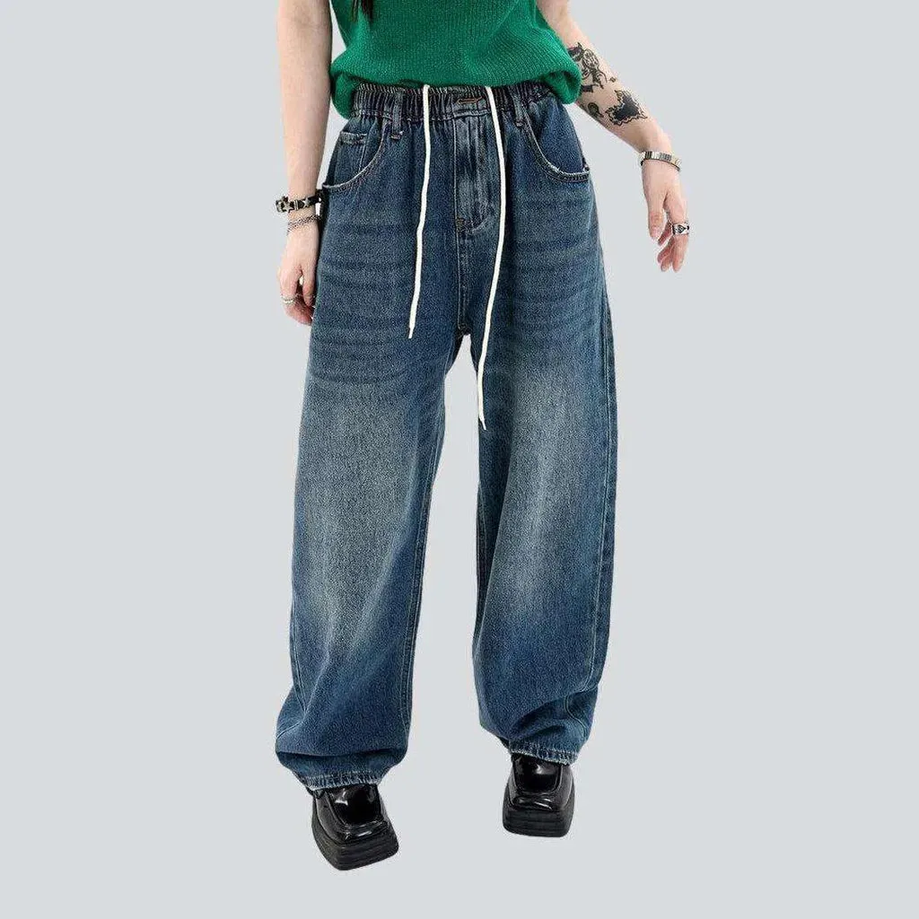 Medium wash baggy women's jeans